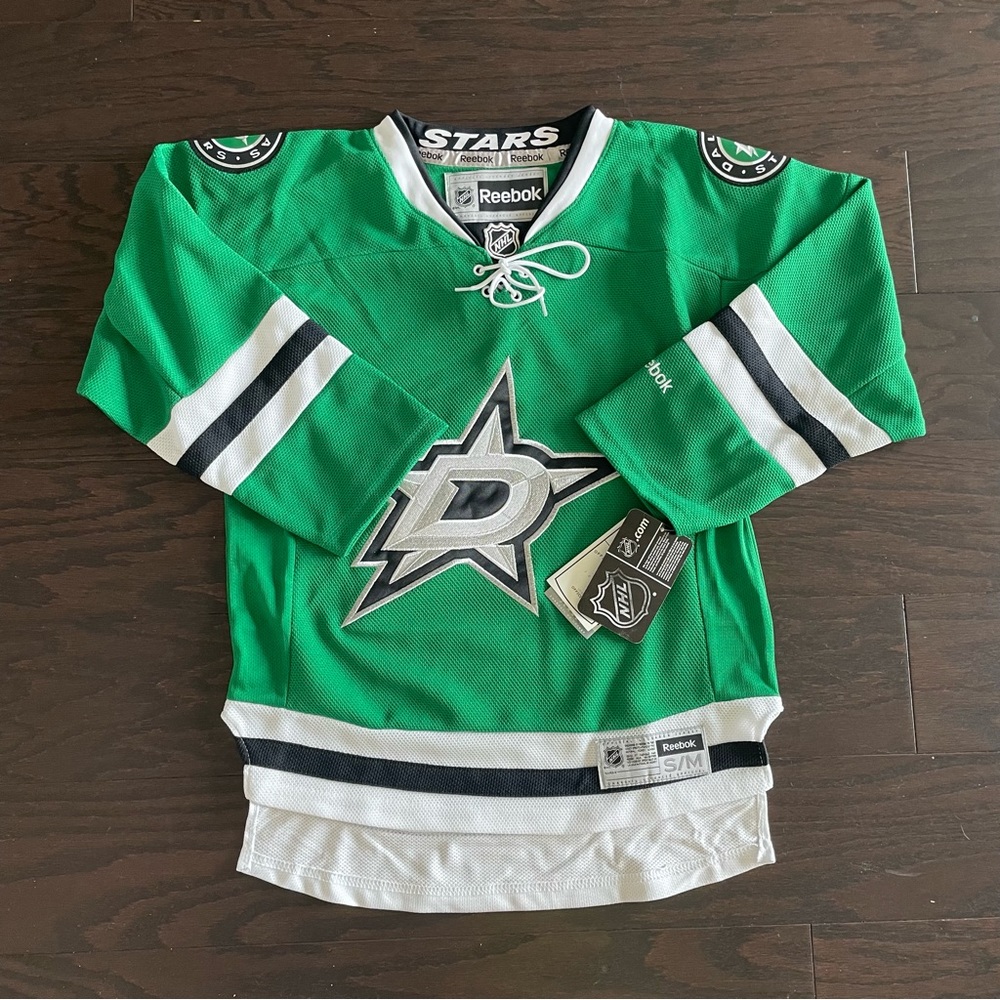 Dallas stars nwt youth jersey